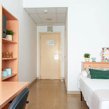Residencia Universitaria Resa Sant Jordi *