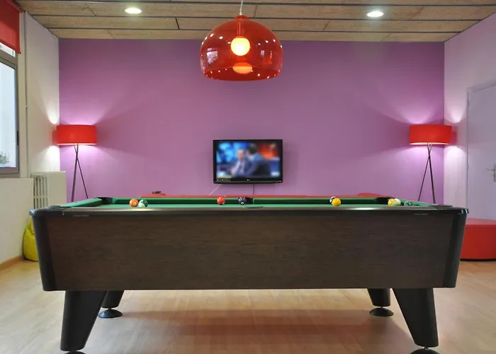 Vandrerhjem Residencia Universitaria Resa Sant Jordi *