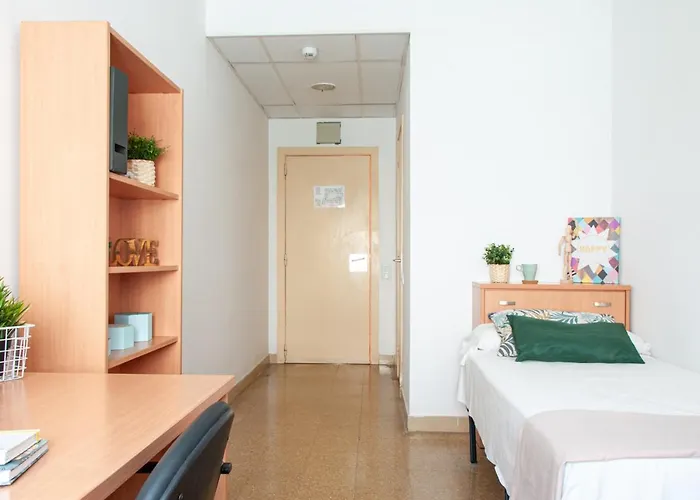 Residencia Universitaria Resa Sant Jordi *